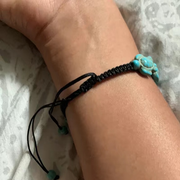 NWT 🏖️ ADJUSTABLE WEATHERED TURQUOISE SEA TURTLE STRING BRACELET or ANKLET - Picture 10 of 12